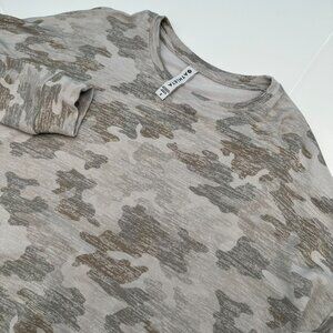 Athleta Women's Pure Luxe Camo Printed Crewneck Pullover Sweatshirt Size S, Gray